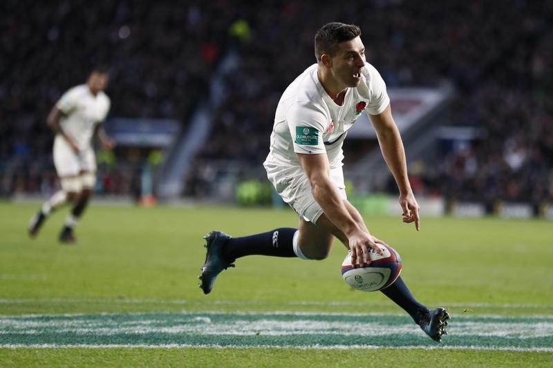 © Reuters. England's Ben Youngs scores their third try
