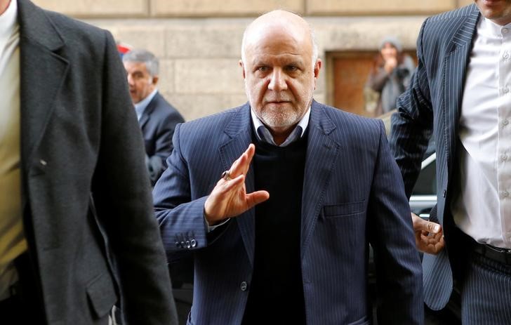 © Reuters. Iran's Oil Minister Zanganeh arrives for an OPEC meeting in Vienna