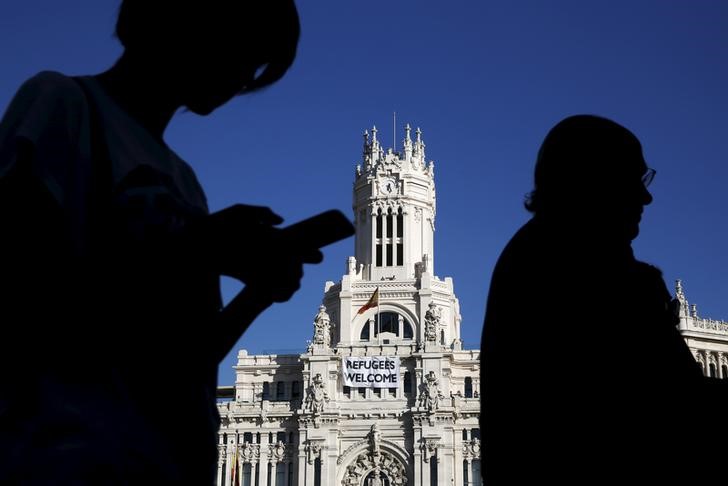 © Reuters. Los trámites digitales suponen menos de la mitad en los municipios, según un estudio