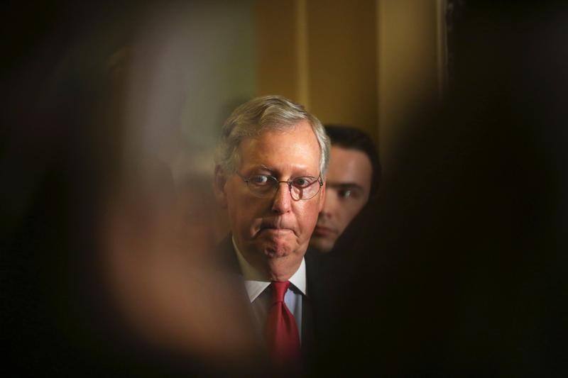 © Reuters. Senate Majority Leader Senator Mitch McConnell (R-KY) pauses as he speaks during a new conference following party policy lunch meeting at the U.S. Capitol in Washington