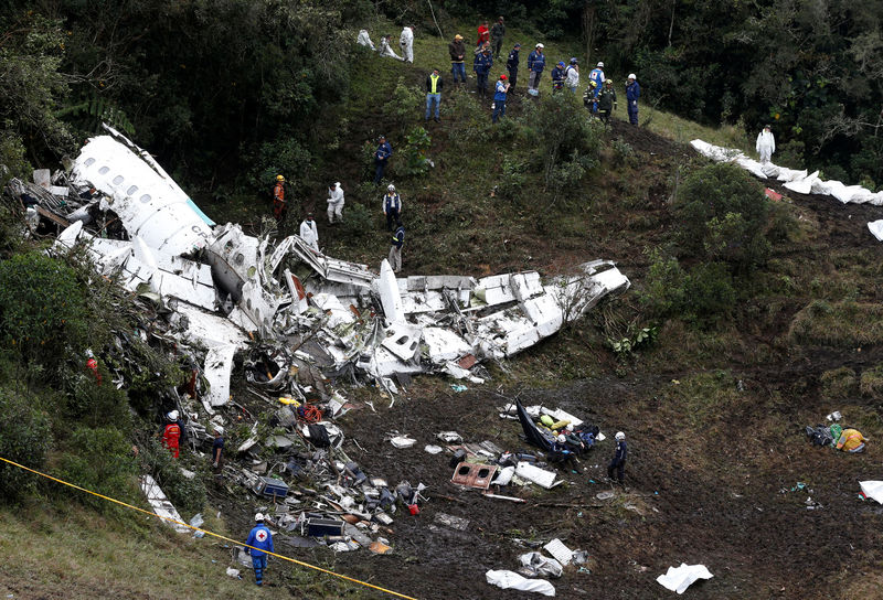 © Reuters. LE DG DE LAMIA ARRESTÉ EN BOLIVIE APRÈS L’ACCIDENT D’AVION