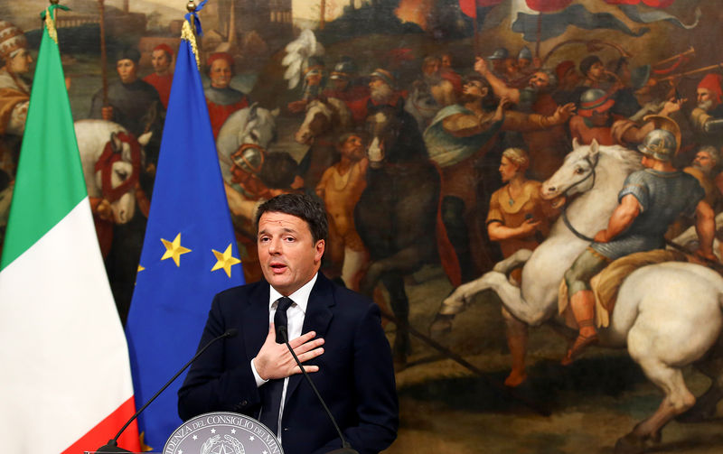 © Reuters. Primeiro-ministro italiano, Matteo Renzi, durante entrevista coletiva em Roma