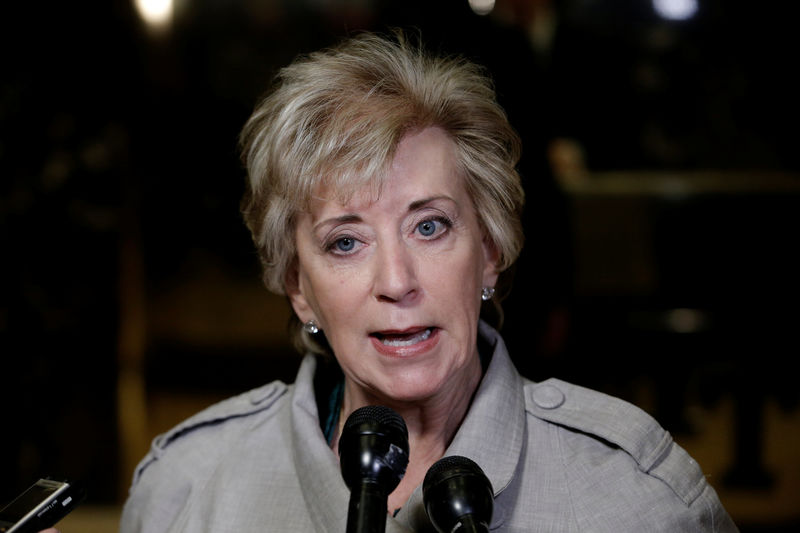 © Reuters. Linda McMahon speaks to members of the news media after meeting with U.S. President-elect Donald Trump at Trump Tower in New York