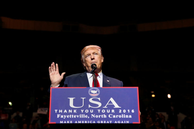 © Reuters. U.S. President-elect Donald Trump speaks at a USA Thank You Tour event at Crown Coliseum in Fayetteville, North Carolina