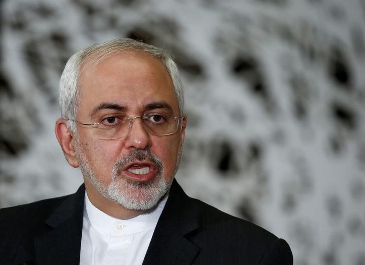 © Reuters. Ministro das Relações Exteriores do Irã, Mohammad Javad Zarif, durante encontro em Tóquio