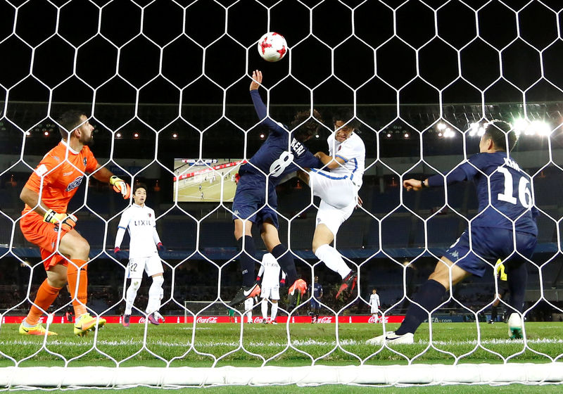 © Reuters. Football Soccer - Kashima Antlers v Auckland City - FIFA Club World Cup Match - First Round