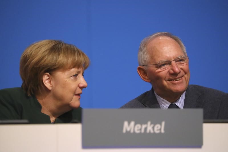 © Reuters. Los ingresos de Alemania superarán en 15.000 millones la previsión para 2016
