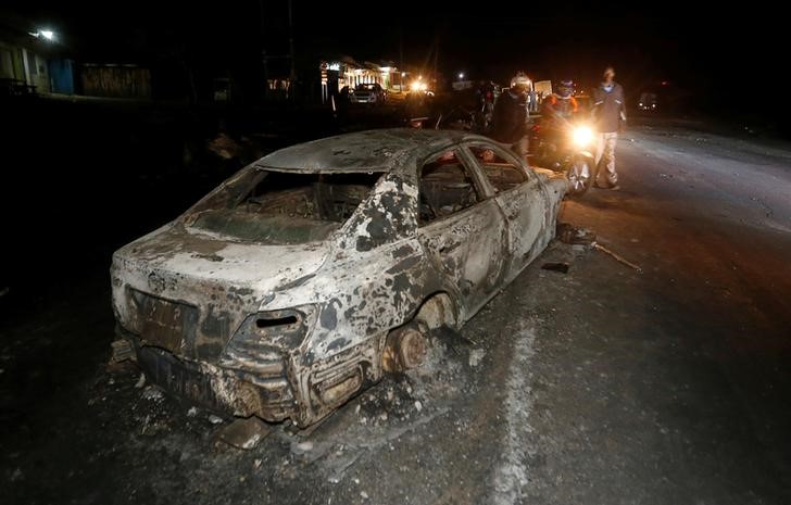 © Reuters. موظف إغاثة: مقتل 42 شخصا على الأقل في حادث لشاحنة نفط في كينيا
