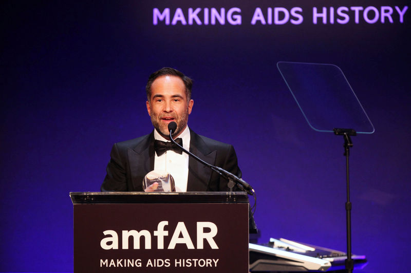 © Reuters. Dr. Martin Chavez of Goldman Sachs Gives speaks at the annual amfAR New York Gala at Cipriani's on Wall Street