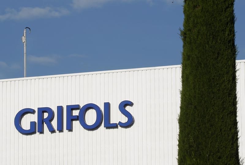 © Reuters. The logo of Grifols is seen on its laboratory building in Parets del Valles near Barcelona