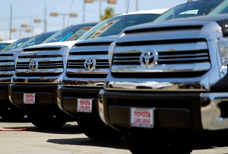 © Reuters. Toyota trucks are shown for sale at a dealership in Carlsbad, California