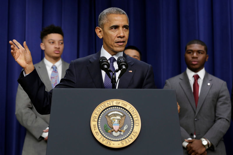 © Reuters. U.S. President Obama delivers remarks at the My Brother's Keeper Summit in Washington