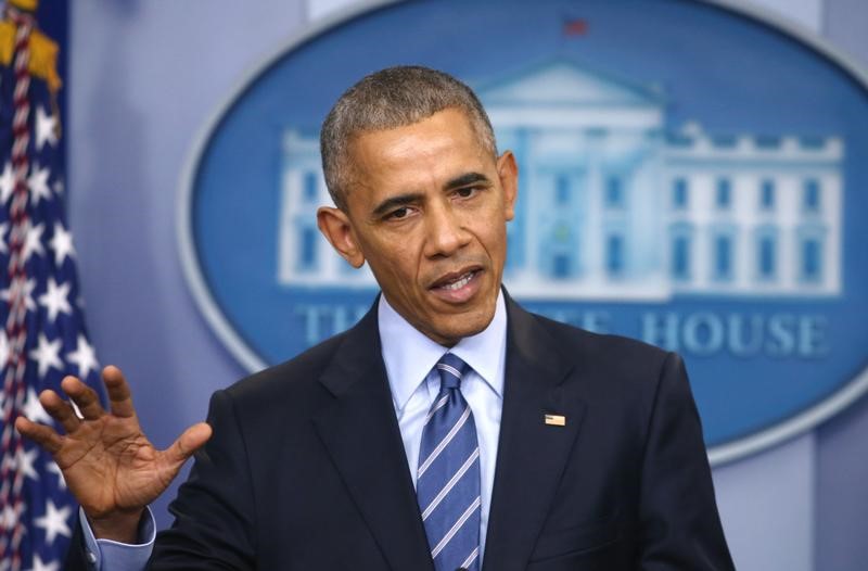 © Reuters. أوباما يقول إنه طالب بوتين "بوقف" الهجمات الإلكترونية