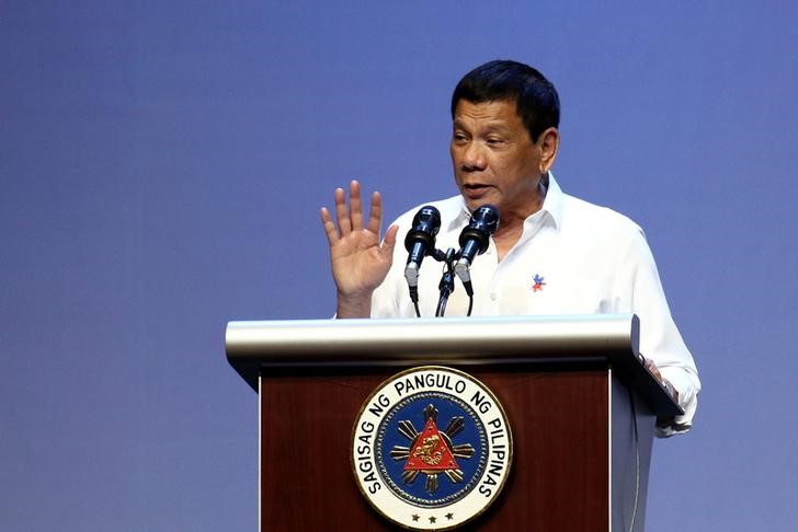 © Reuters. Duterte faz discurso