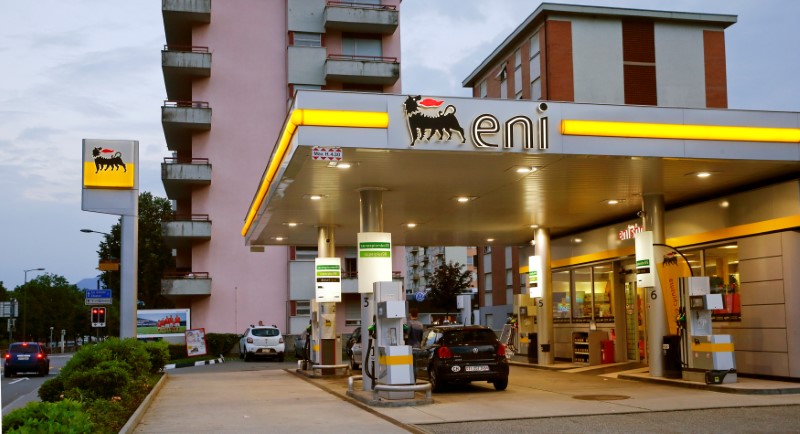© Reuters. The logo of Italian Eni energy company is seen at a Agip gas station in Lugano
