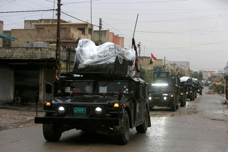 © Reuters. مقابلة-جنرال أمريكي: معظم القوات العراقية بالموصل تقوم بوقفة تعبوية