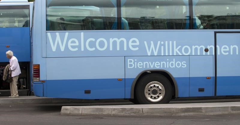 © Reuters. La tasa de ocupación hotelera sube en noviembre gracias a Canarias