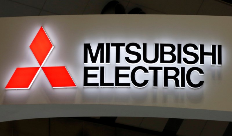 © Reuters. Logo of Mitsubishi Electric Corp is pictured at the 28th Japan International Machine Tool Fair in Tokyo