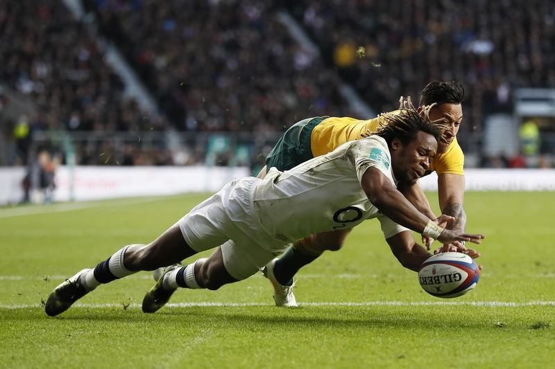 © Reuters. England's Marland Yarde scores their second try