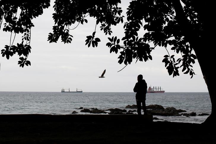 © Reuters. La cifra de muertos en el Mediterráneo alcanza el récord de 5.000 este año