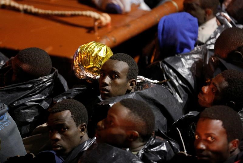 © Reuters. منظمتا إغاثة: 5000 مهاجر غرقوا في البحر المتوسط هذا العام