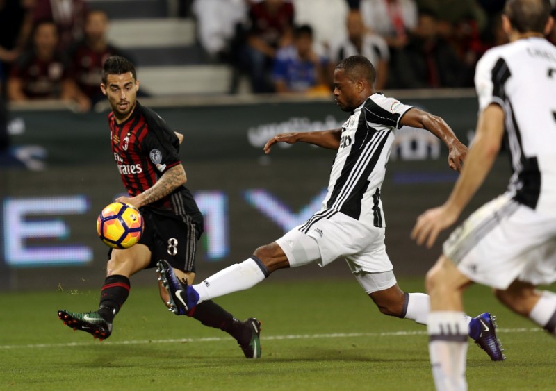 © Reuters. Football Soccer - Juventus v AC Milan - Italian Super Cup Final