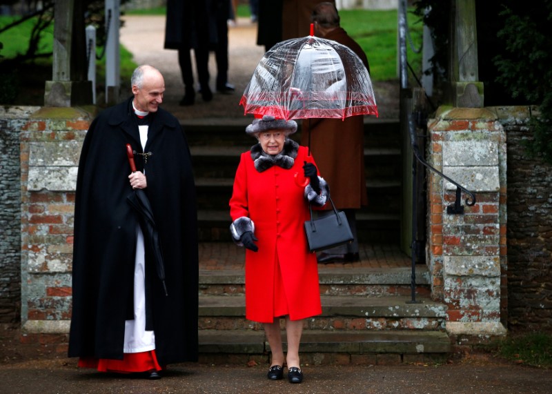 © Reuters. File photo of Britain's Queen Elizabeth leaving after attending the Christmas Day service at church in Sandringham, eastern England
