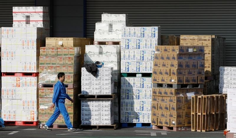 © Reuters. شركات اليابان ترفع إنتاجها في نوفمبر في بادرة على تحسن الاقتصاد