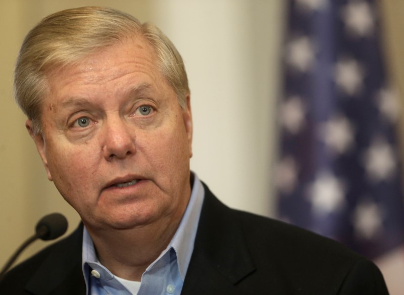 © Reuters. U.S. Senator Graham speaks during a news conference in Riga