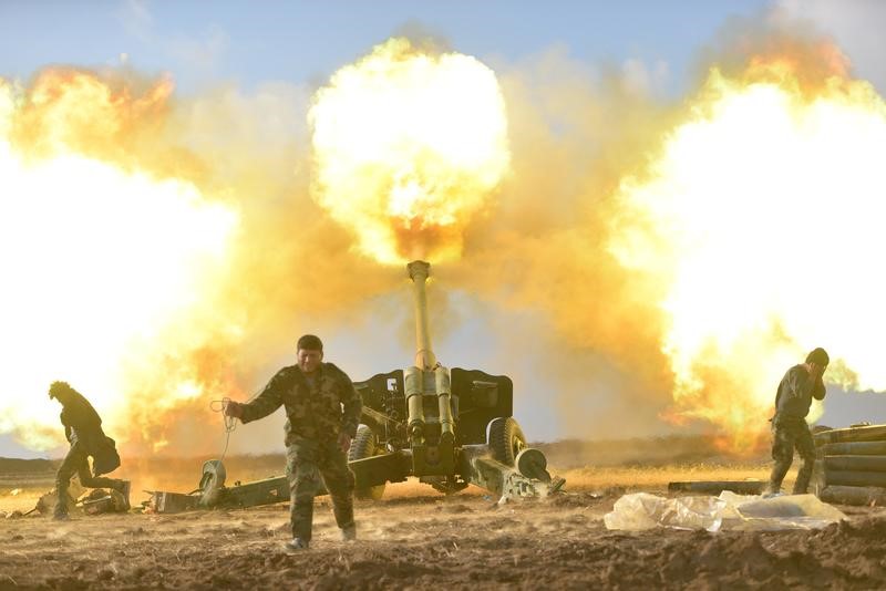 © Reuters. القوات العراقية تحرز تقدما جديدا ضد الدولة الإسلامية داخل الموصل