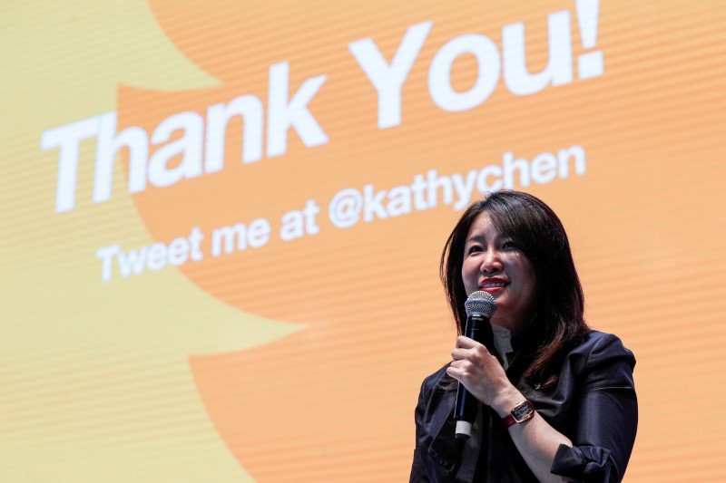 © Reuters. Kathy Chen speaks at a forum in Shanghai