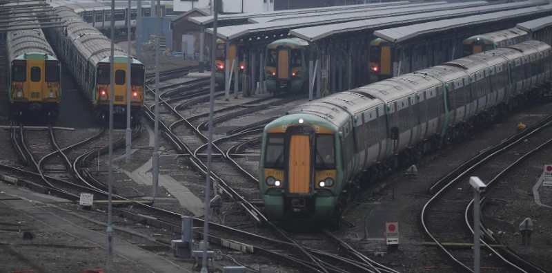 © Reuters. Passenger trains operated by Southern sit at Selhurst train depots as strikes continue on the Southern rail network, in London, Britain
