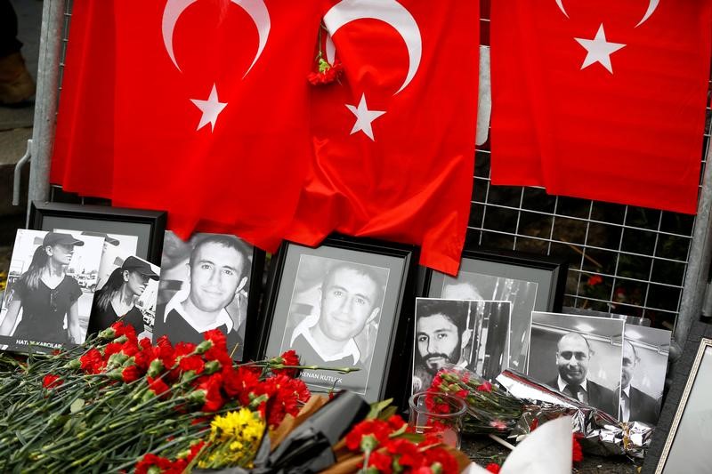 © Reuters. تركيا: منفذ هجوم اسطنبول من أقلية الويغور على الأرجح