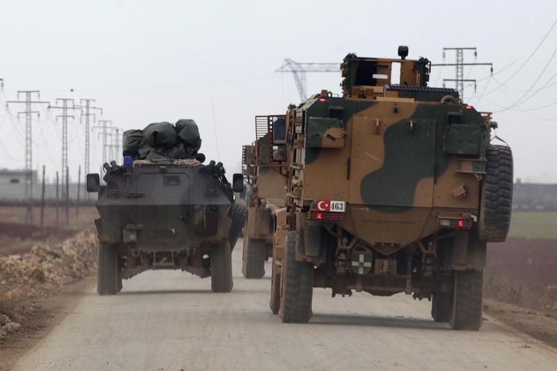 © Reuters. الجيش التركي يعلن مقتل 32 من الدولة الإسلامية في عمليات في سوريا