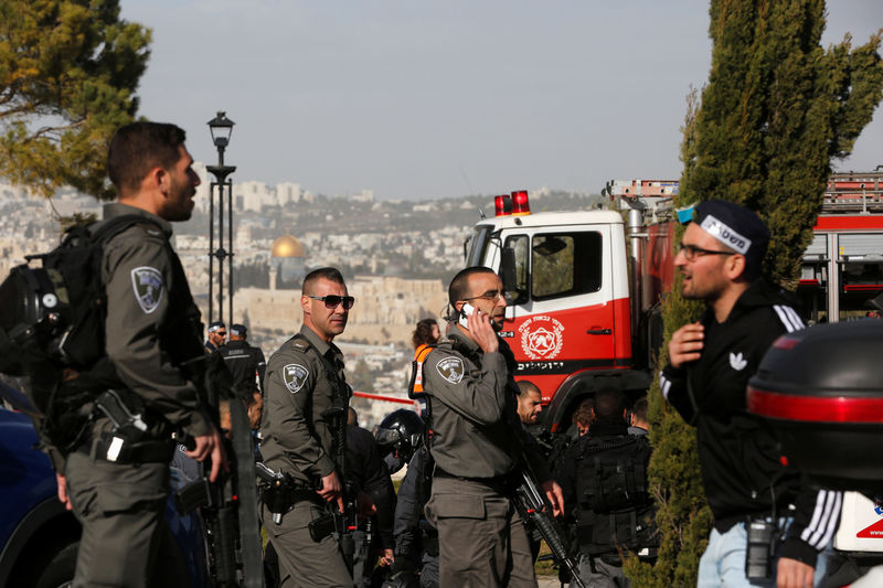 © Reuters. Al menos tres muertos al embestir un camión a peatones en Jerusalén
