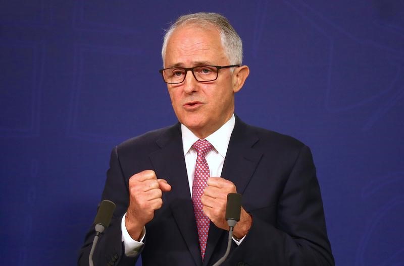 © Reuters. Australian Prime Minister Turnbull speaks during a media conference in Sydney, Australia regarding an alleged terrorist attack on Christmas Day