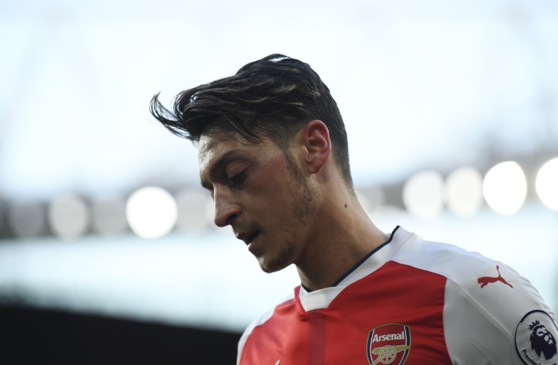 © Reuters. Arsenal's Mesut Ozil