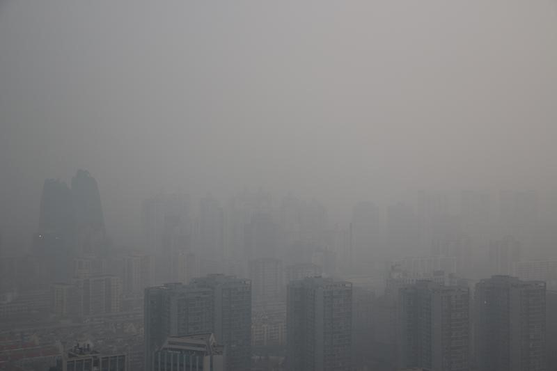 © Reuters. بكين ستشكل قوة شرطة بيئية لمواجهة تلوث الهواء