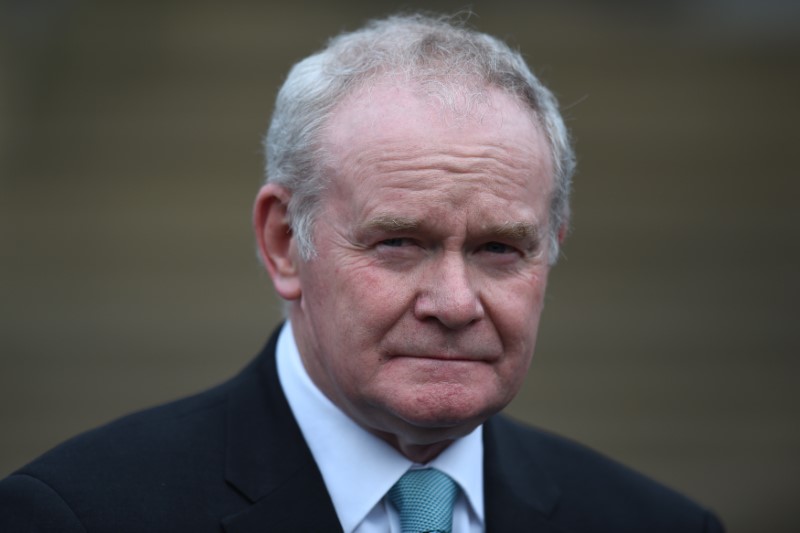 © Reuters. Northern Ireland's Deputy First Minister Martin McGuinness pauses before speaking to media at Stormont Castle as he arrives to greet Colombia's President Juan Manuel Santos on a state visit to Belfast