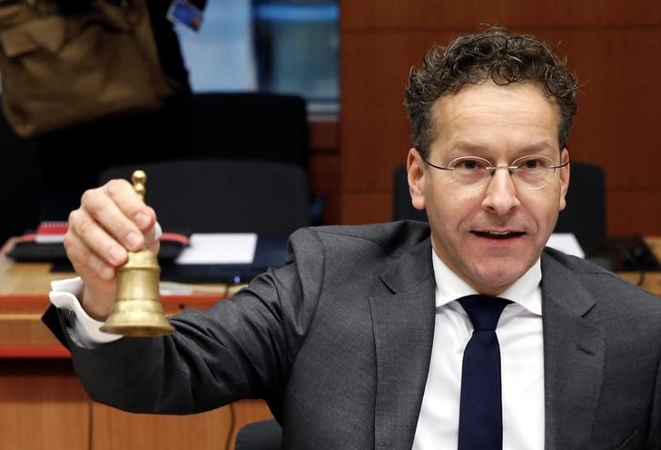 © Reuters. Dutch Finance Minister and Eurogroup President Jeroen Dijsselbloem attends a euro zone finance ministers meeting in Brussels