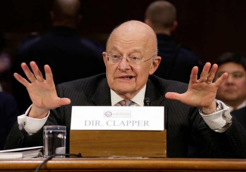 © Reuters. Director of National Intelligence James Clapper testifies to the Senate Select Committee on Intelligence hearing on “Russia’s intelligence activities" on Capitol Hill in Washington