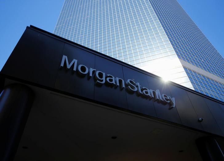 © Reuters. The corporate logo of financial firm Morgan Stanley is pictured on a building in San Diego