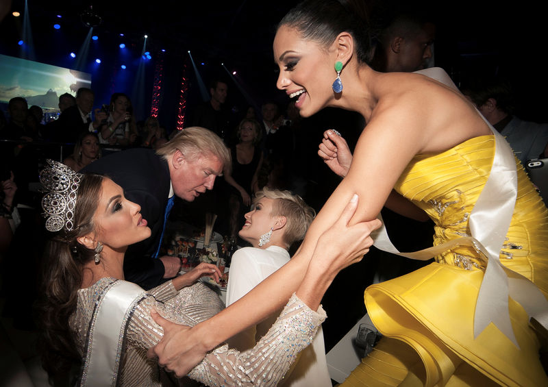 © Reuters. FILE PHOTO: Billionaire and then Miss Universe co-owner Trump, Miss Switzerland Rinderknecht, Miss Universe 2013 Isler and Miss Puerto Rico Perez attend Miss Universe 2013 pageant after-party at Crocus City Hall in Moscow