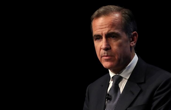 © Reuters. Bank of England Governor Mark Carney delivers the Liverpool John Moores University's Roscoe Lecture, at the BT Convention Centre in Liverpool