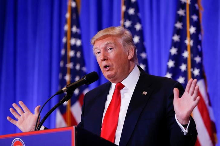 © Reuters. U.S. President-elect Donald Trump speaks at a conference in New York