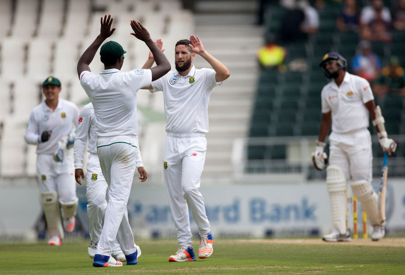 © Reuters. Cricket - South Africa v Sri Lanka - Third Test cricket match