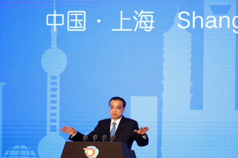 © Reuters. China's Premier Li Keqiang speaks during the opening ceremony of the 9th Global Conference on Health Promotion in Shanghai