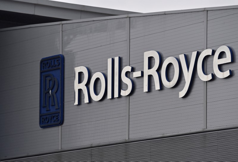 © Reuters. A Rolls-Royce logo is seen at the company's aerospace engineering and development site in Bristol