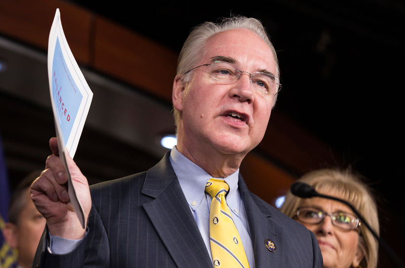 © Reuters. Chairman of the House Budget Committee Tom Price (R-GA) announces the House Budget during a press conference