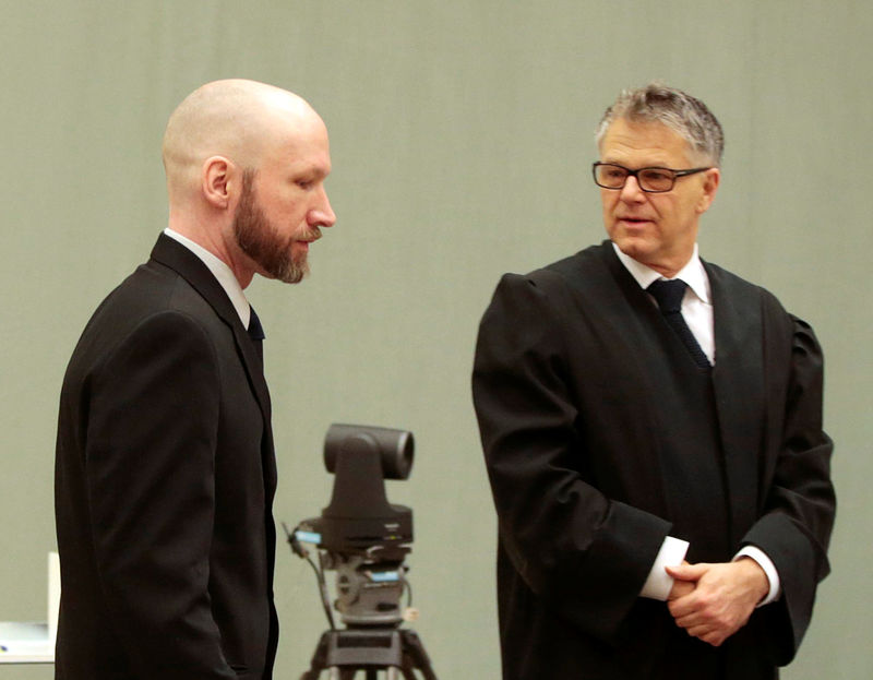 © Reuters. Anders Behring Breivik and his lawyer Oystein Storrvik are pictured on the fourth day of the appeal case in Borgarting Court of Appeal at Telemark prison in Skien